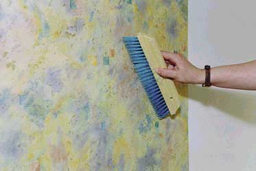 Покраска стен в квартире – варианты и материалы