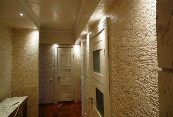 Каким цветом можно покрасить в небольшой прихожей или в просторном коридоре: варианты покраски стен