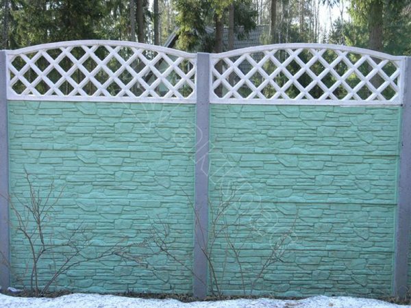 Как покрасить бетонный забор?