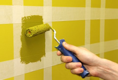 Краска на стены вместо обоев: изучаем азы технологии отделки